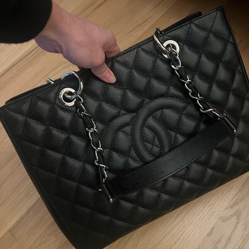 Chanel Grand Shopping Tote - Picture 16 of 16